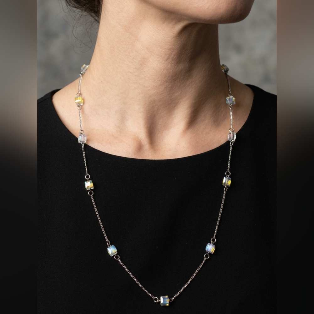 Vintage Iridescent Rainbow Cube Silver Chain Necklace - 18"